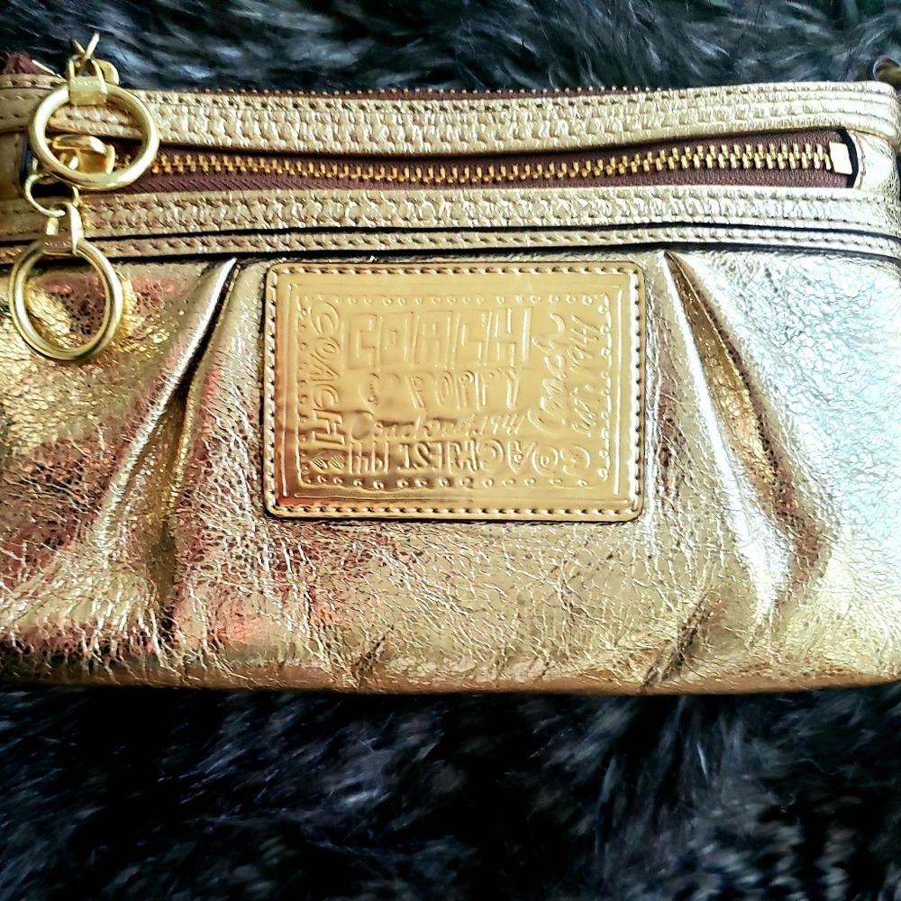 Gold Coach "poppy" wristlet/mini bag